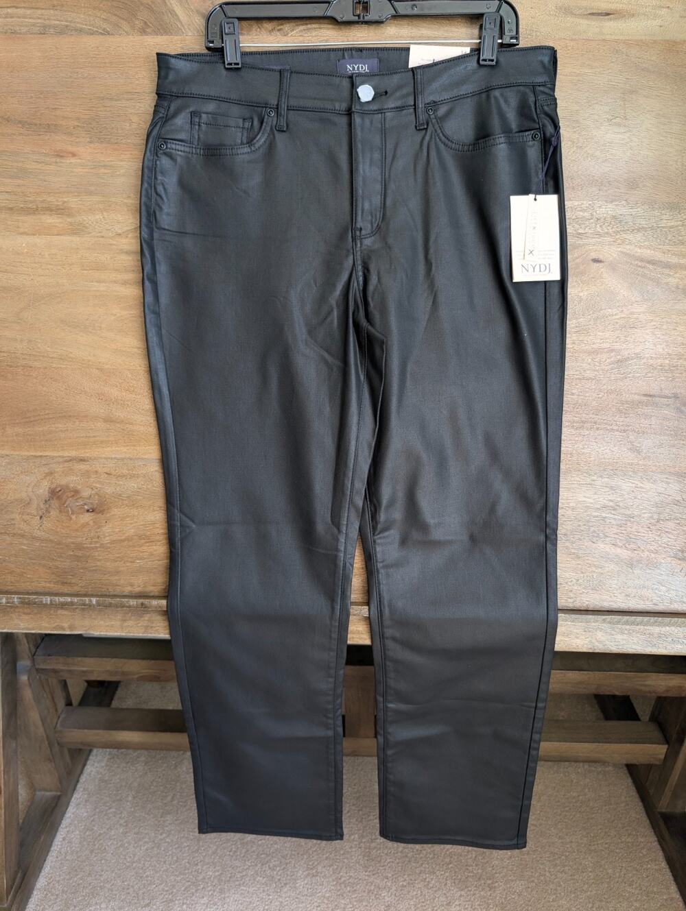 NWT NYDJ Marilyn Straight Leg Jeans Womens 14 Coated Black Lift Tuck MCFDMS2299